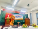 GS.TSKH.BS Phạm Mạnh Hùng - Nguyên Thứ trưởng Bộ Y tế, Nguyên Phó trưởng Ban Tuyên giáo Trung ương nói chuyện với nhân viên ngành y tế tỉnh Bình Định