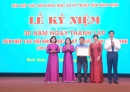 Thường trực Liên hiệp Hội nhận Bằng khen của UBND tỉnh