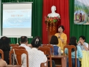 Bà Nguyễn Thị Thanh Bình - Chi hội trưởng Chi hội Nữ trí thức tỉnh Gia Lai phát biểu tại Hội thảo