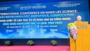 GS. Trần Thanh Vân, Chủ tịch Hội Gặp gỡ Việt Nam, Giám đốc Trung tâm ICISE phát biểu tại lễ Khai mạc