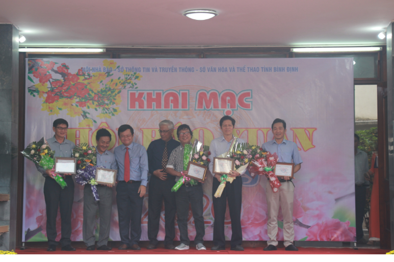 Hoi Bao Xuan 1