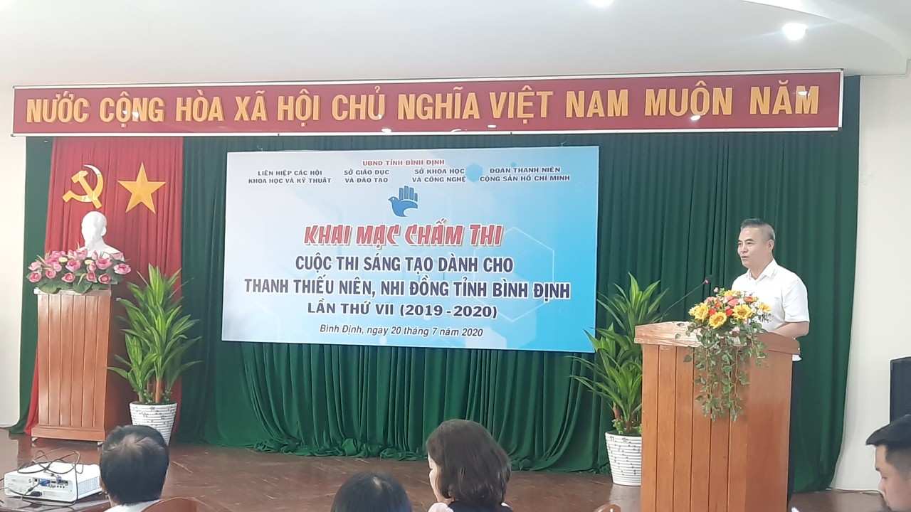 cham thi1