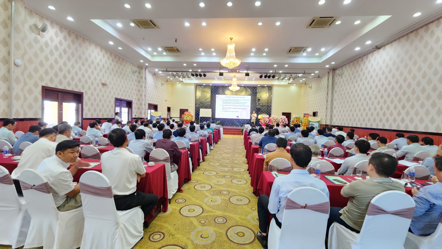 Quang cảnh buổi Hội thảo