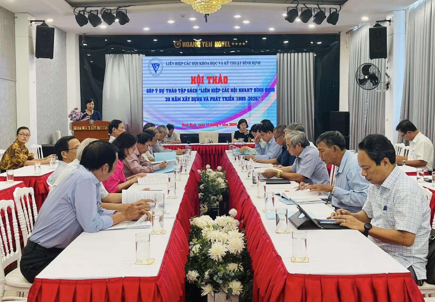 Quang cảnh buổi Hội thảo