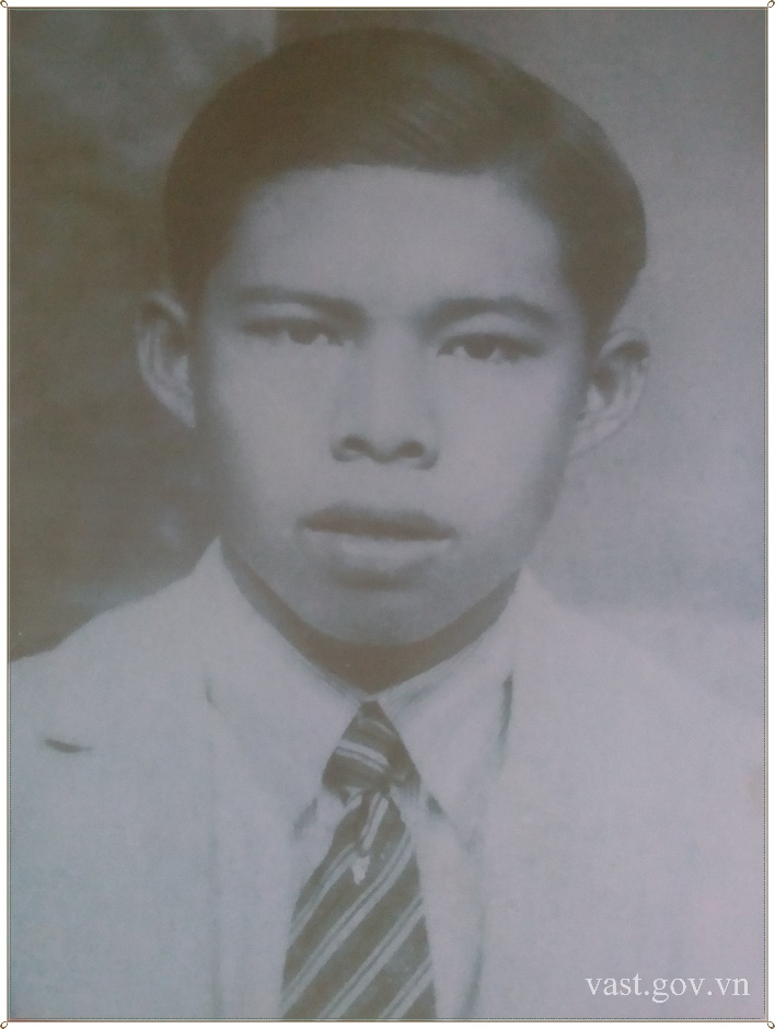 Chân dung Phạm Quang Lễ trước khi du học ở Pháp, năm 1935.