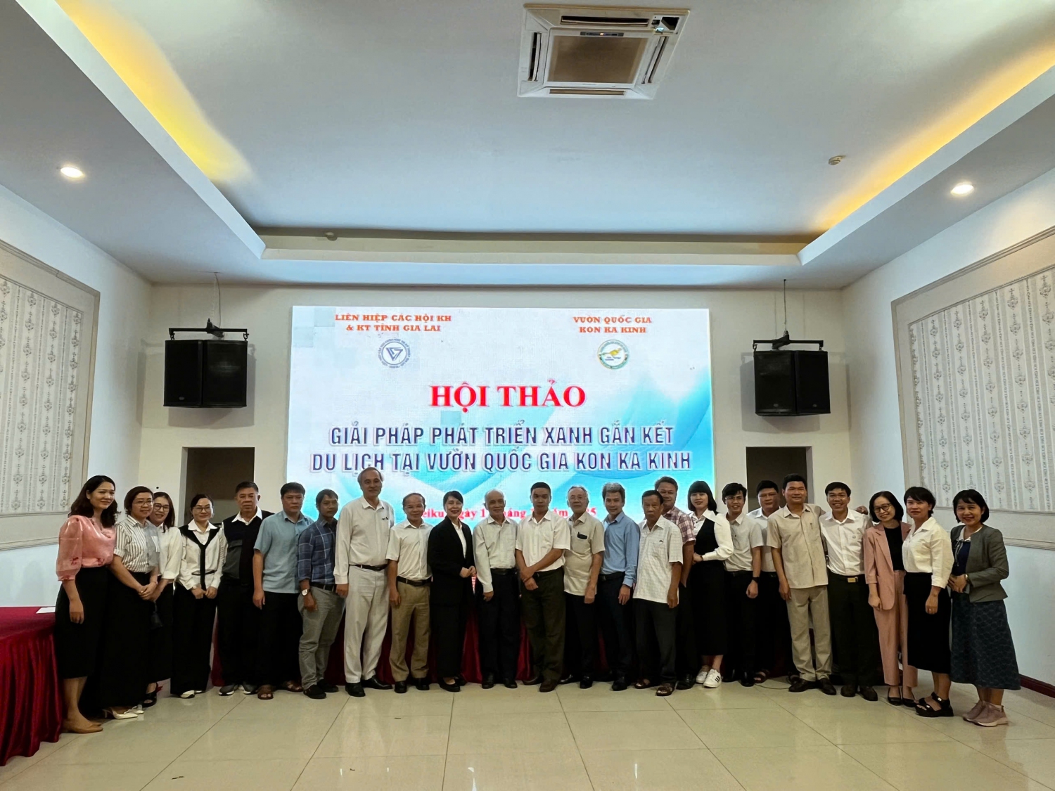 hoi thao kkk4