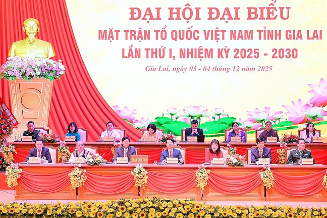 Đoàn Chủ tịch điều hành Đại hội