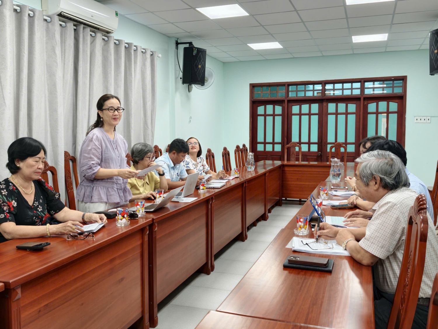bà Nguyễn Thị Thu Huyền, Điều phối viên Qũy Môi trường toàn cầu – Chương trình phát triển Liên Hợp Quốc, tài trợ các dự án nhỏ tại Việt Nam (UNDP/GEF SGP) phát biểu tại buổi làm việc
