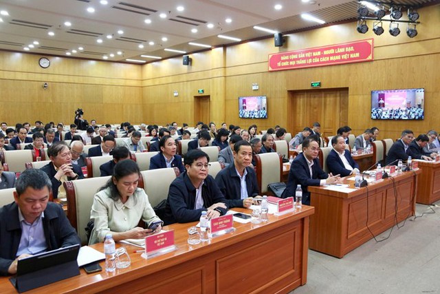 sap xep hoi quan chung 1