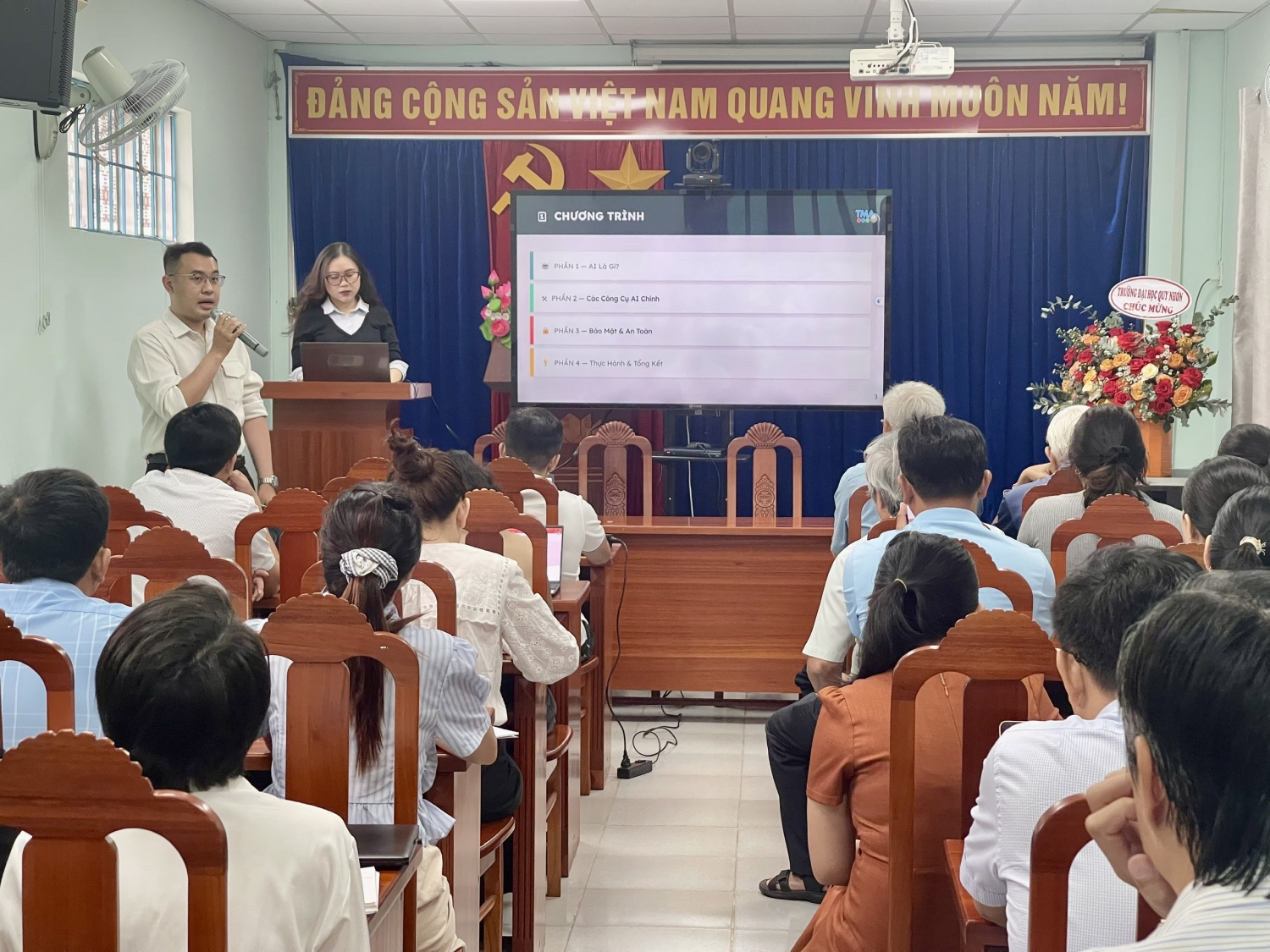 Quang cảnh Tập huấn