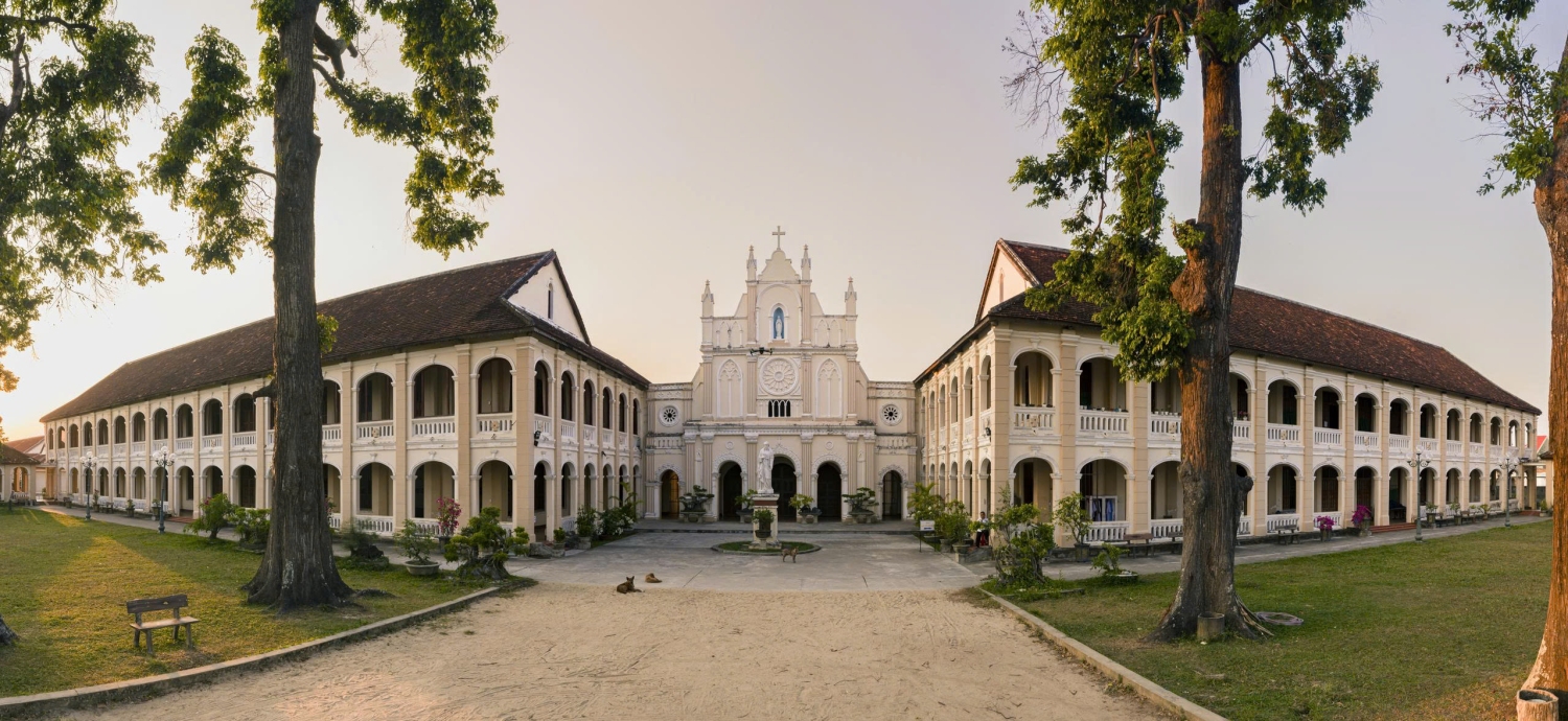 Nhà thờ Làng Sông (Ảnh: Dũng Nhân)