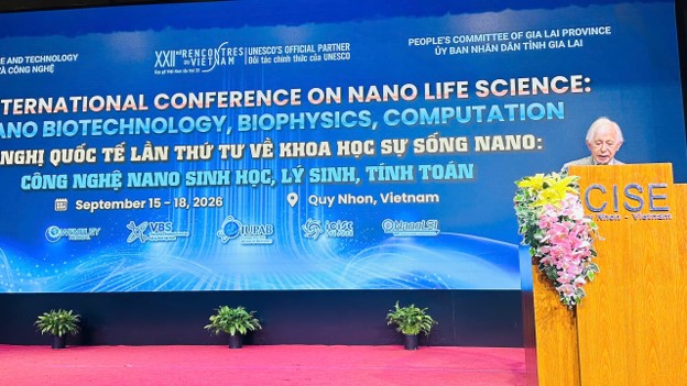 GS. Trần Thanh Vân, Chủ tịch Hội Gặp gỡ Việt Nam, Giám đốc Trung tâm ICISE phát biểu tại lễ Khai mạc