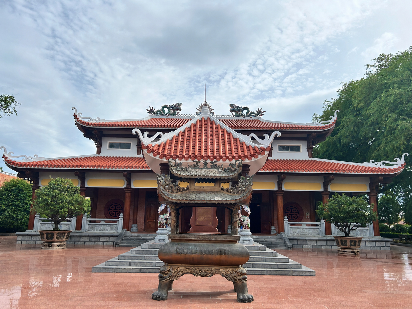 Khu Đền thờ Tây Sơn Tam Kiệt